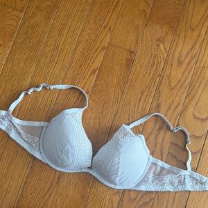 Victoria's Secret  Lace T-Shirt Bra